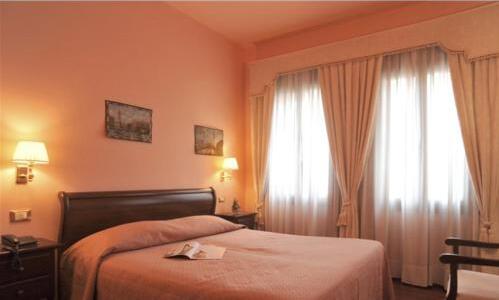 Foto de una habitación de Villa Crispi