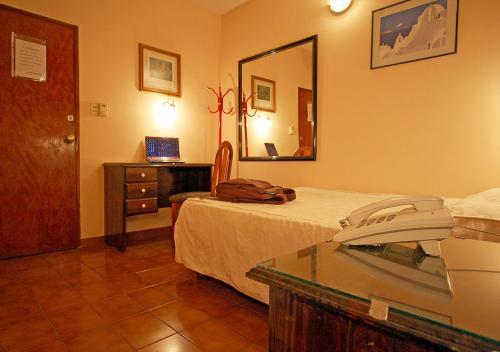 Foto de una habitación de Costa Azul Hotel