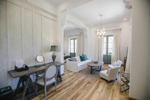 Foto de una habitación de Estancia La Paz Hotel