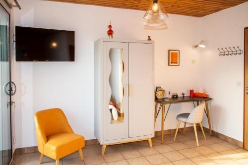 Foto de una habitación de Bed-and-Breakfast Chambre d&amp;#039;Hôtes la Combe Fleurie