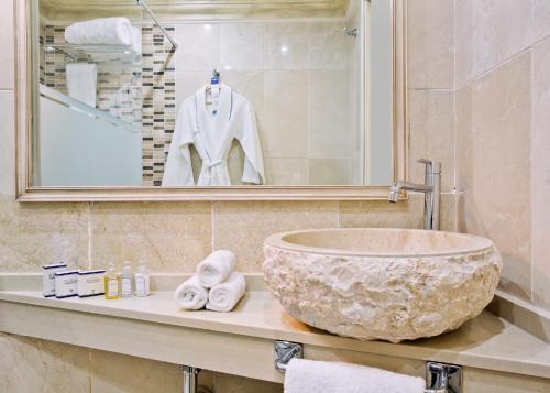 Foto de una habitación de El Oceano Beach Hotel
