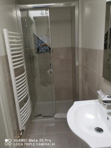 Foto de una habitación de Apartments am Schlosspark