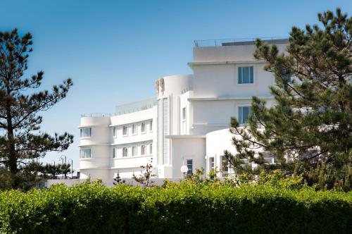Photo – Midland Hotel