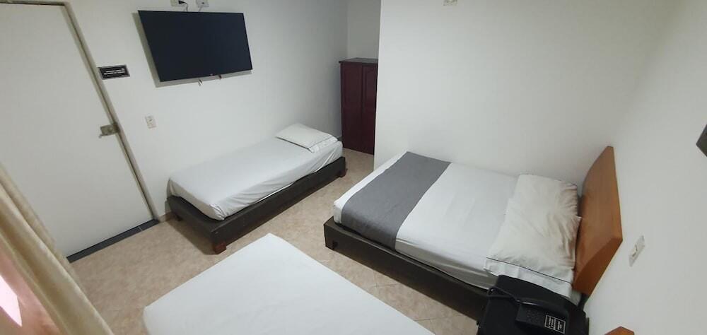 Hotel Gran Imperio, Medellín. Desde 20.08€ - Centraldereservas.com