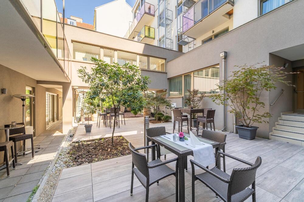 Foto del exterior de Hotel Pakat Suites