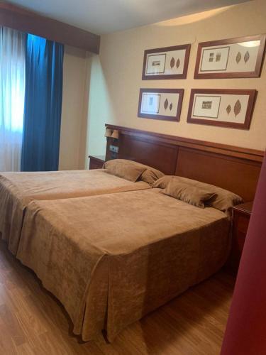 Foto de una habitación de Hostal los Infantes