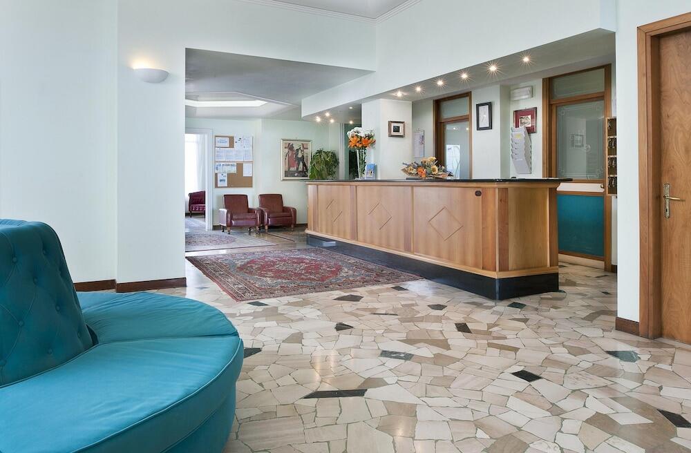 Foto de las zonas nobles de Hotel London