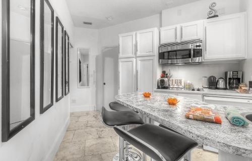 Photo – PGA Village 7 Room Golf Resort Villa by American Vacation Living