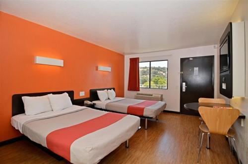 Photo – Motel 6 Fairfield - Napa Valley