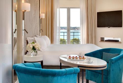 Foto de una habitación de Grand Hôtel Thalasso &amp;amp; Spa