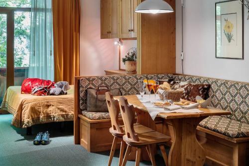Foto de una habitación de Hotel Cristallino d&amp;#039;Ampezzo