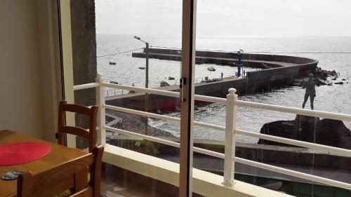 Foto de una habitación de Casas y chalets Harbour House