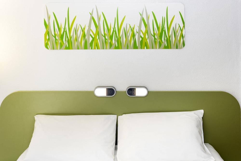 Foto de una habitación de Hotel ibis Budget Courbevoie Paris La Défense