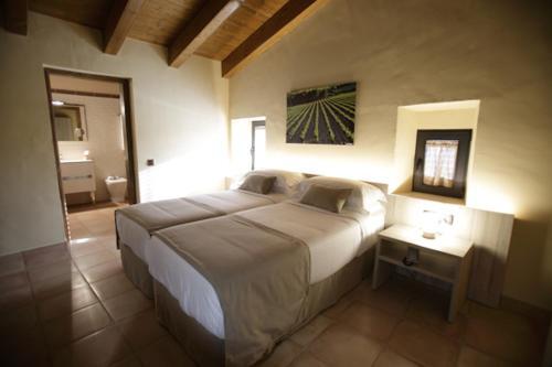 Foto de una habitación de Hotel Can Panyella