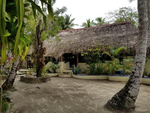 Foto general de Playa Paraiso en Magante
