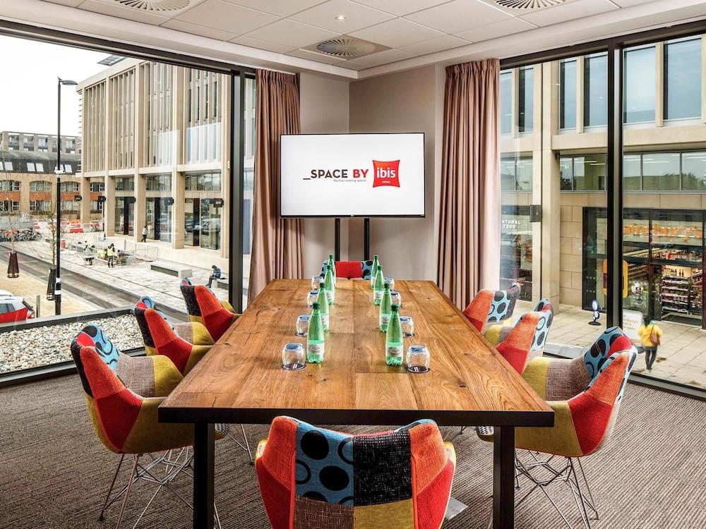 Foto general de Hotel ibis Cambridge Central Station