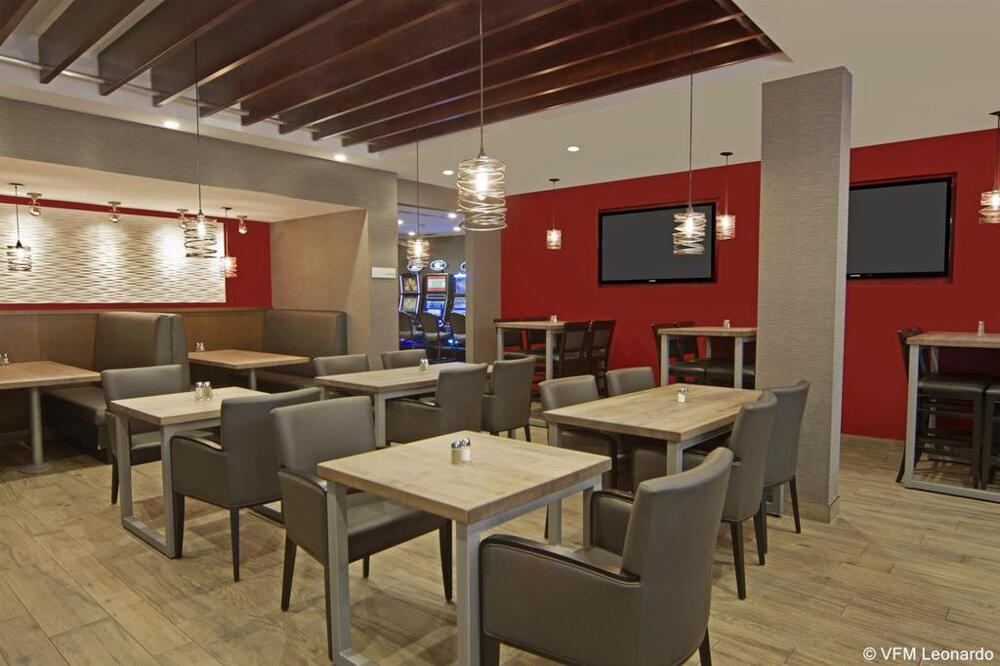 Foto general de Holiday Inn Calgary Airport, an IHG Hotel