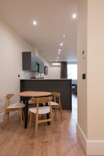 Foto de una habitación de BILBAO RIVERSIDE by STAYNN APARTMENTS