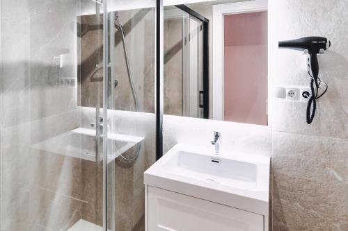 Foto de una habitación de GBH Hotel-Apartamentos Estrella de Mar