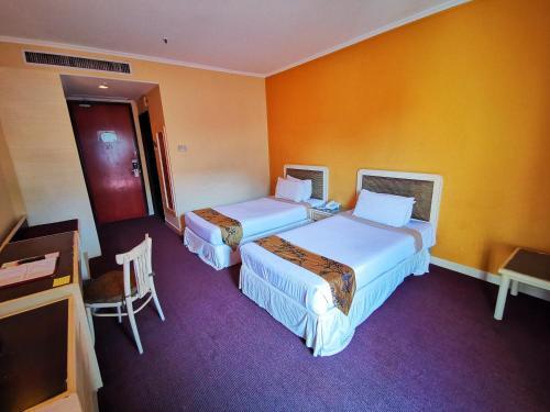Foto de una habitación de Hotel The Grand Beach Resort Port Dickson