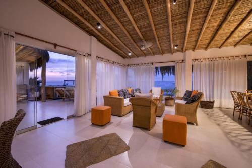 Foto de una habitación de Casas y chalets Qalma Punta Sal