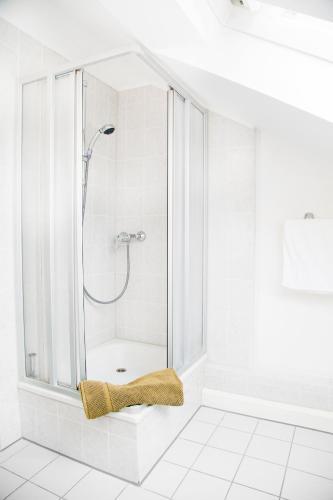 Foto del baño de Hotel-Restaurant Föhren-Hof
