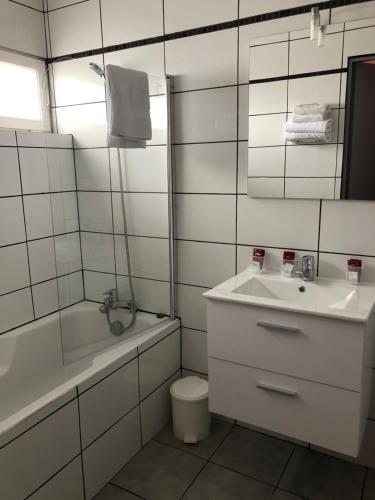 Foto de una habitación de HOTEL LE PESCADOU