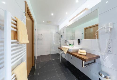 Foto de una habitación de Almfrieden Hotel &amp;amp; Romantikchalet