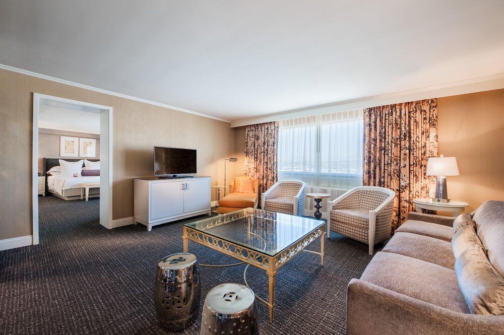 Foto de una habitación de The Commerce Casino &amp;amp; Hotel
