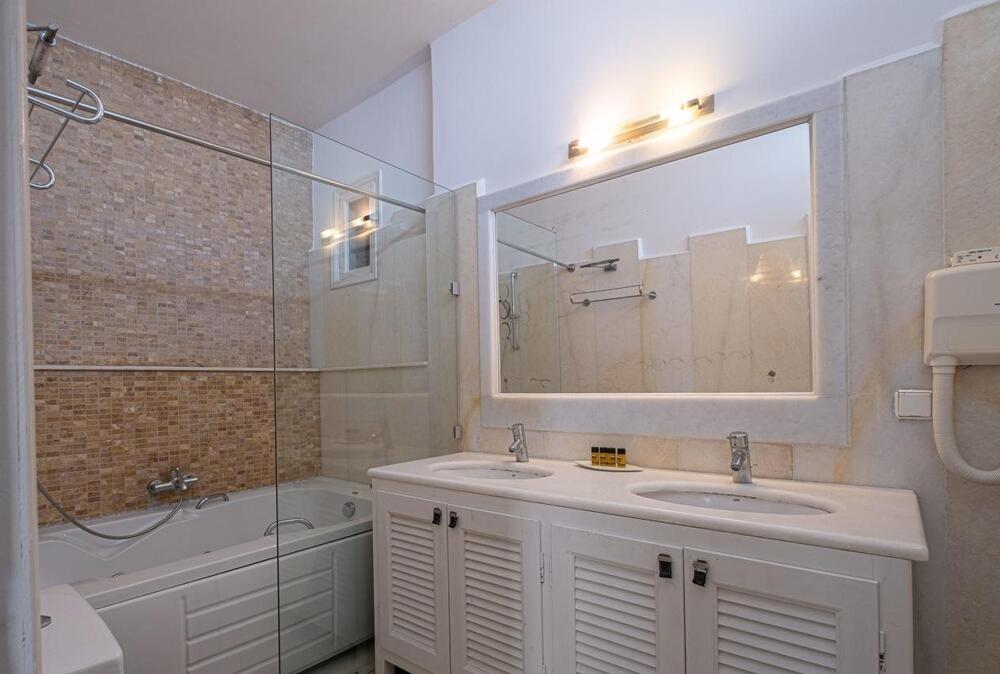 Foto general de Hotel Loucas