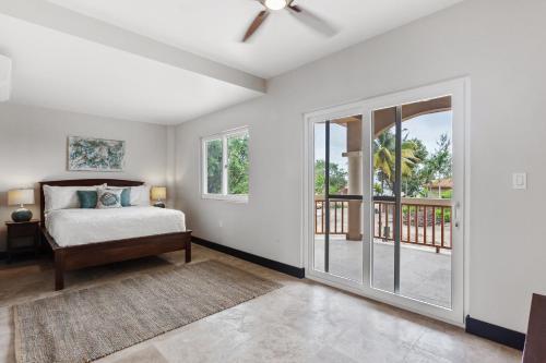 Foto de una habitación de Sirenian Bay Resort -Villas &amp;amp; All Inclusive Bungalows