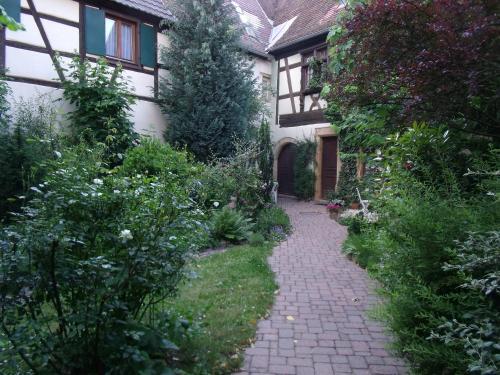Foto de una habitación de Alquileres Vacacionales Apt. La Grenouillère De Turckheim