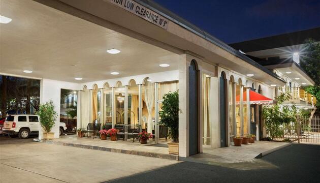 Foto de Hotel Travelodge by Wyndham Bakersfield