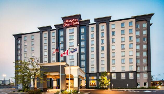 Foto de Hotel Hampton Inn &amp; Suites by Hilton Toronto Airport