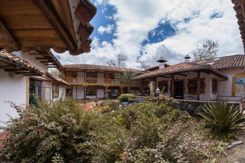 hosteria-caballo-campana-cuenca-central-de-reservas