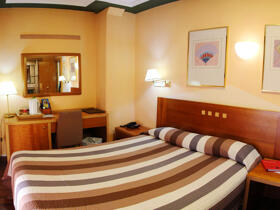 Foto de una habitación de "Hotel Paris Centro"