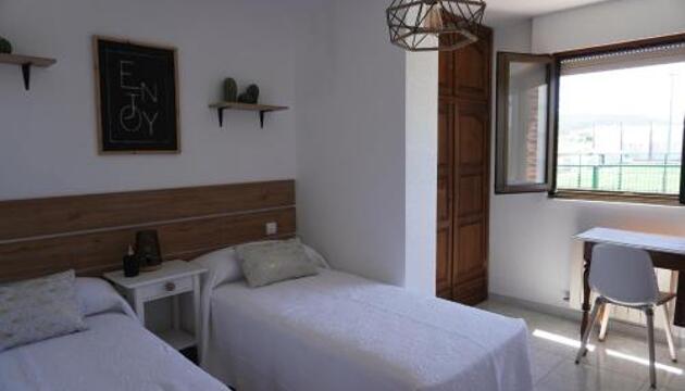 Foto de Hostal La Biela 43