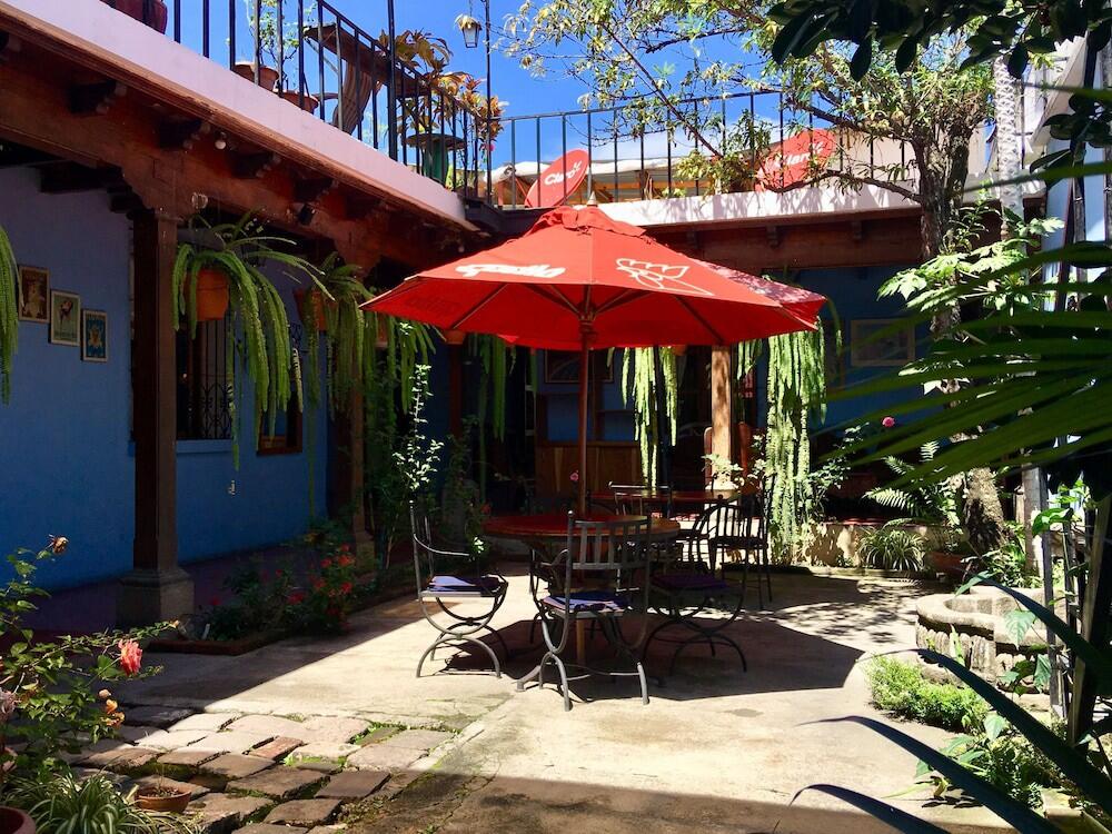 Foto del exterior de Hotel Dionisio Inn