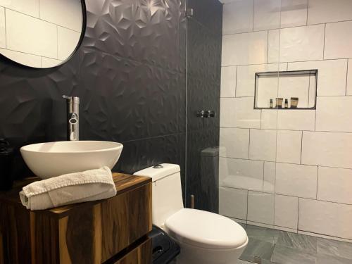 Foto de una habitación de Casas y chalets Begonias Loft a 5 Min Del Auditorio Telmex