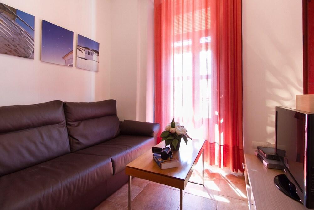 Foto general de Living Valencia Apartments - Merced