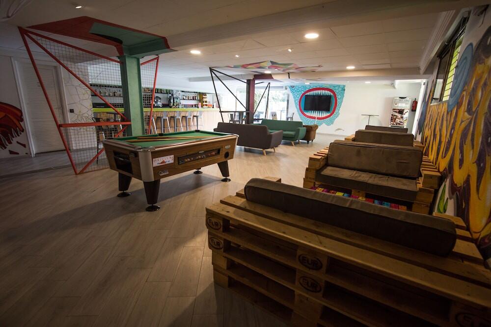 Foto de restauración de Apartamentos Now Benidorm