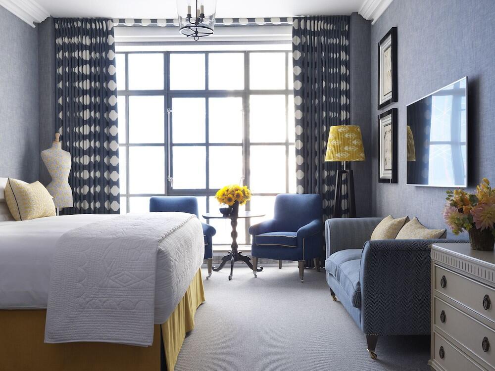 Foto de una habitación de The Whitby Hotel