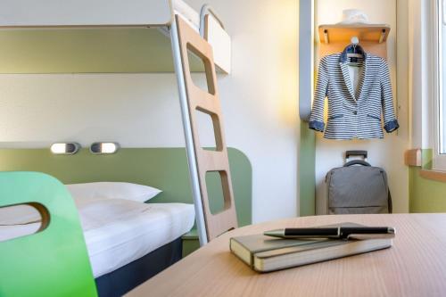 Foto de una habitación de Hotel ibis budget Brugge Centrum Station