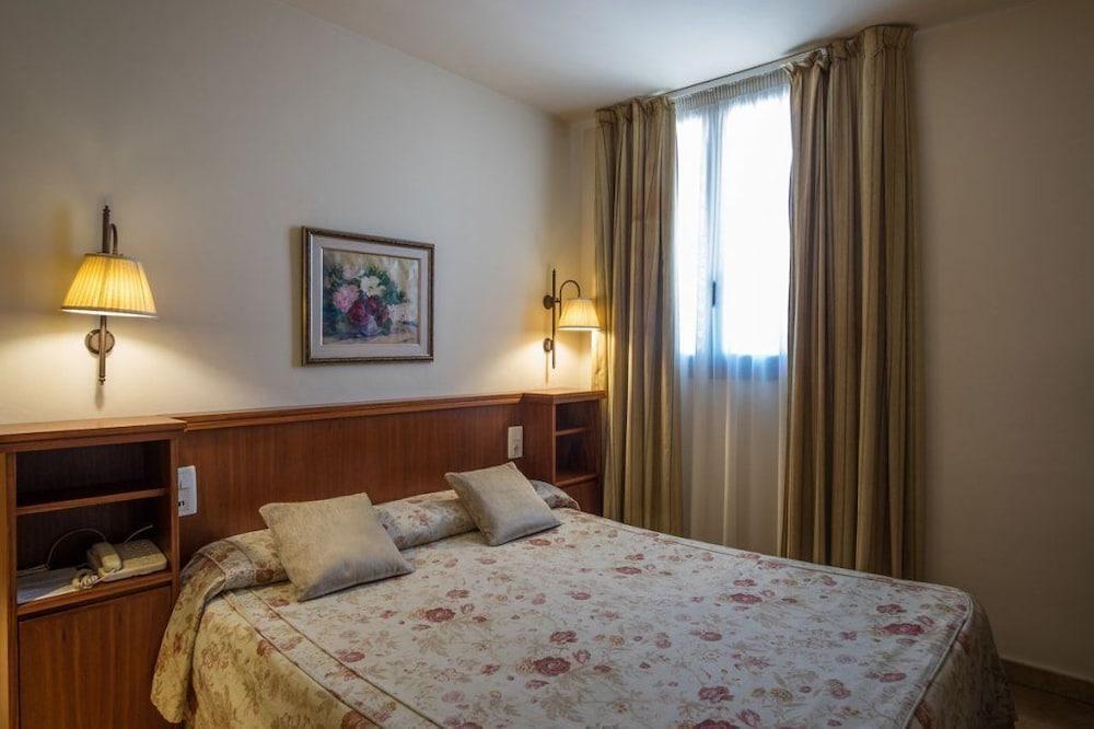 Foto de una habitación de Hotel Sant Jordi