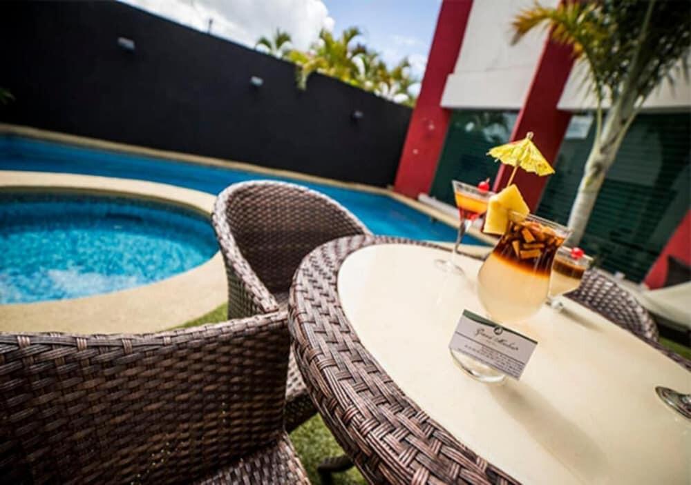 Foto de los servicios de Hotel Grand Marlon