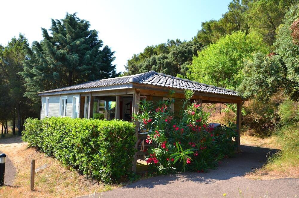 Foto del exterior de Lagrange Grand Bleu Vacances – Résidence Les Pescalunes
