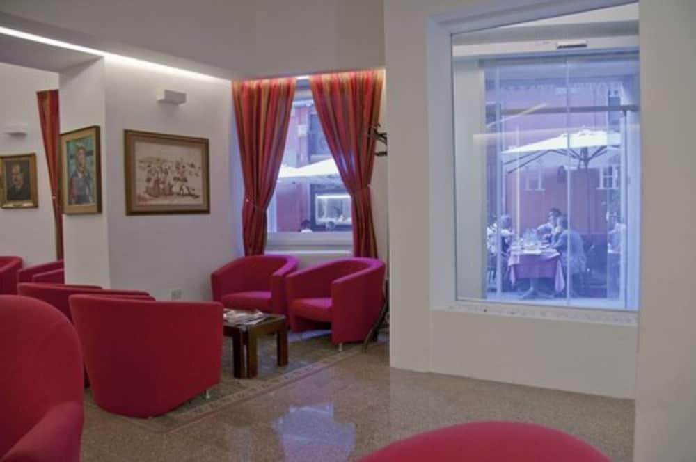 Foto de los servicios de Hotel Italia