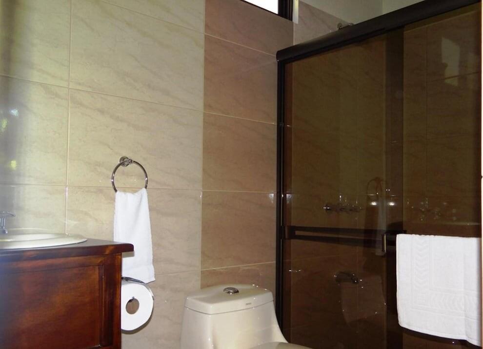 Bathroom – B&amp;amp;B Garden Grecia