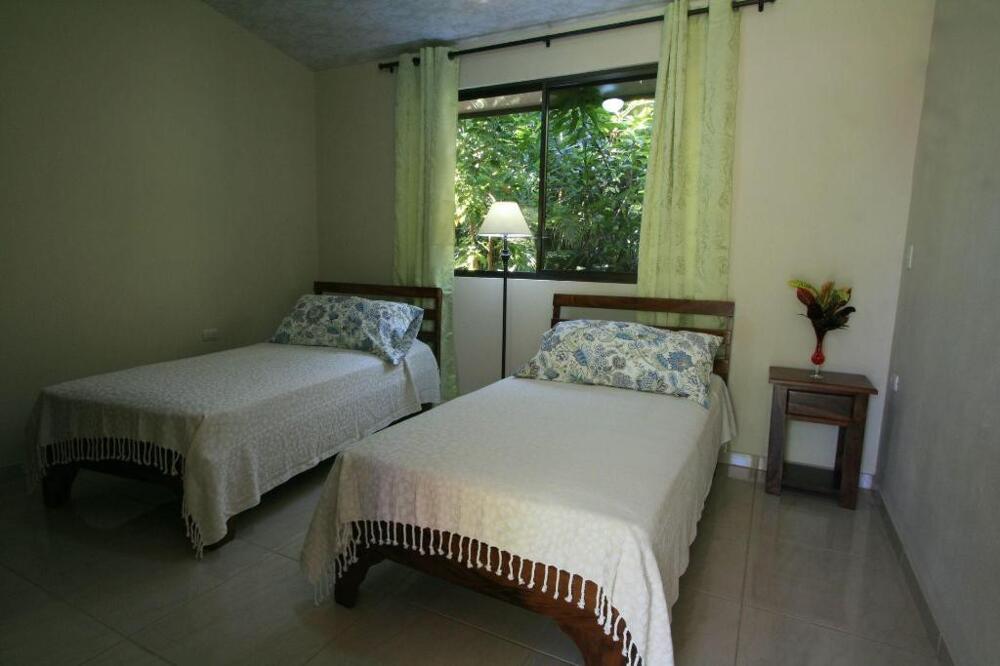 Room – B&amp;amp;B Garden Grecia
