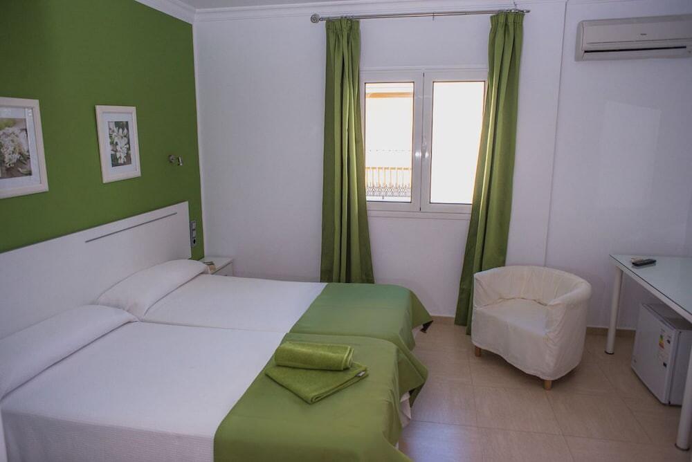 Foto de una habitación de Hostal Victoria Mar
